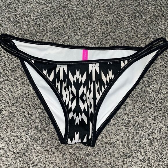 Victoria’s Secret Bikini Bottoms Aztec Black White - L - Picture 1 of 5